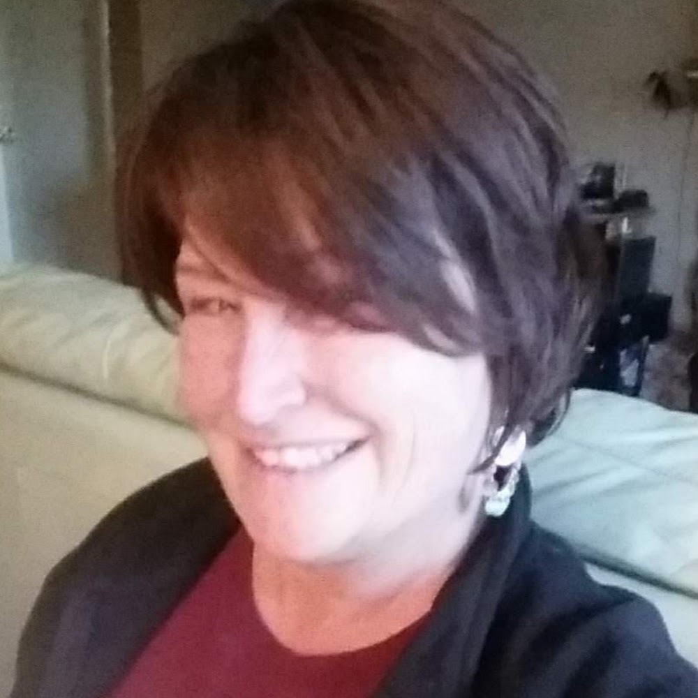 Meet your Posher, Lisa a